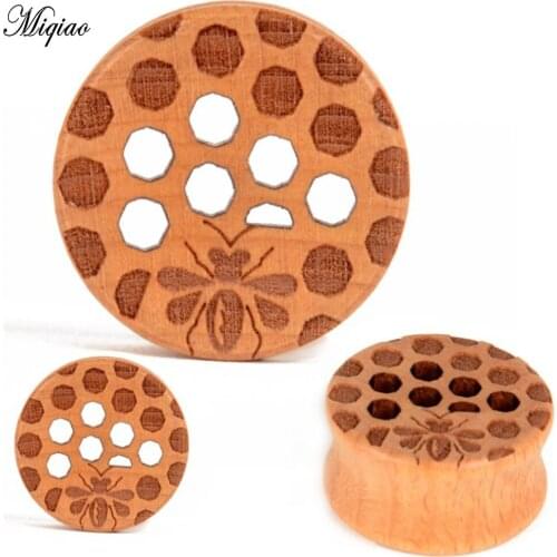 Miqiao 2PCS Hypoallergenic New Honeycomb Mesh Wood Ear Expander 10mm-25mm Exquisite Human Body Piercing Jewelry