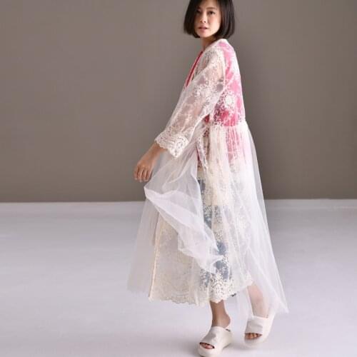 MICOCO W2816 Sweet lace + net gauze splicing double deck 7 minutes sleeve long coat is versatile bask in bask in unlined upper g