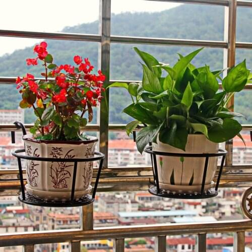 Circular Iron Hanging Guardrail Balcony Hanging Flowerpot Frame Basket Plant Racks Round Decorations Home Garden Decor 1Piece