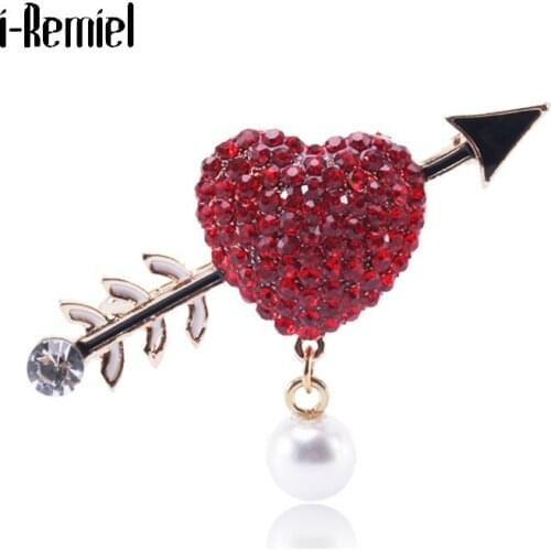 New Pierce The Heart with One Arrow Brooches for Women Korean Pearl Crystal Brooches Rhinestone Girls Suit Coat Pin Accessories