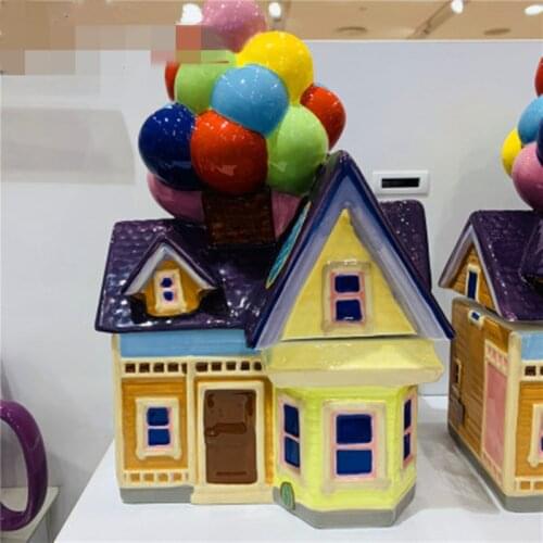 2021 Shanghai Disney Flying House Travels Three-dimensional Cartoon Ceramic Piggy Bank Biscuit Jar Storage Box AG 2413
