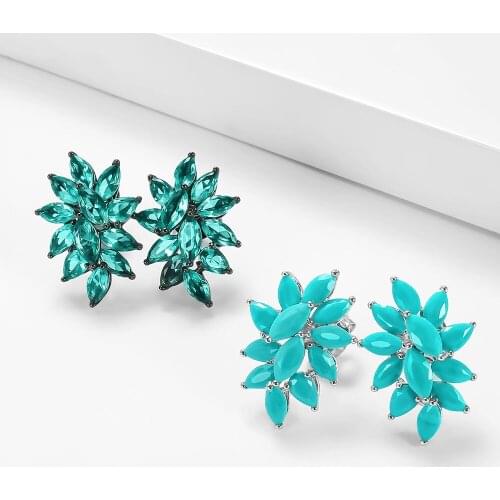 Shining Rhinestone Wings Stud Earrings Crystal Stone Women Piercing Earrings Trendy Wedding Jewelry Christmas Gift