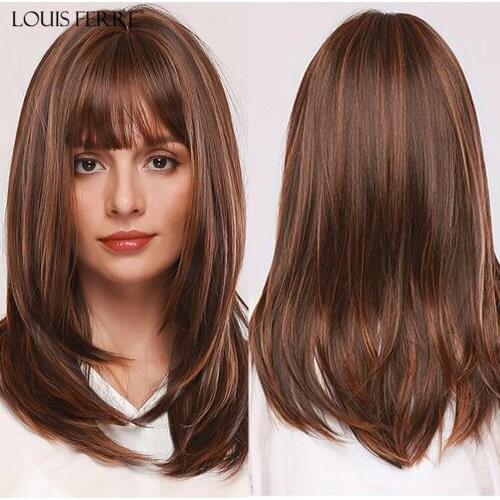 LOUIS FERRE Honey Brown Bob Wigs with Bangs Medium Layered Wave Synthetic Hair Wig for Women Heat Resistant Lolita Cosplay Wig