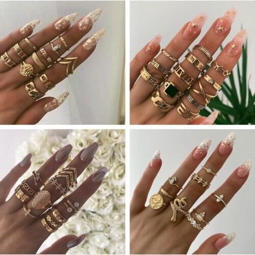 13Pcs/Set Vintage Boho Snake Crystal Finger Rings Set Punk Bohemian Cross Butterlfy Star Ring for Women Party Jewelry Gift