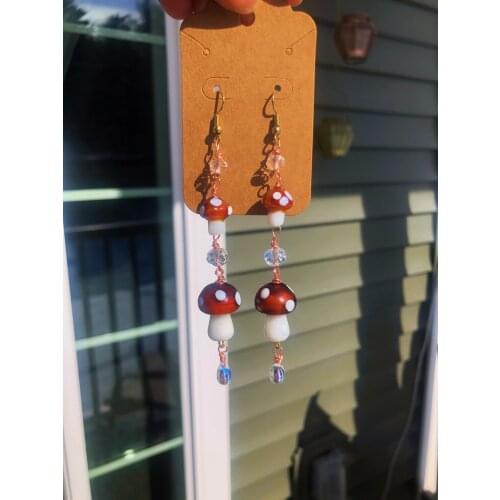 Dew drop shrooms // mushroom earrings. Dangle mushroom earrings. Woodland earrings