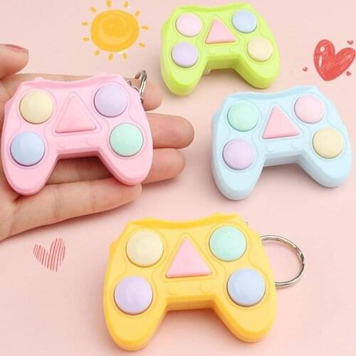 Mini Handle Game Console Stress Relief Toy Gamepad Shape Memory Maze Cube Gadget Keychain Educational Game