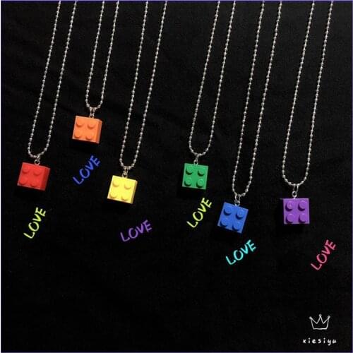 Creative Ins Girl Rainbow Building Blocks Necklace Funny Vibrating Module Homemade Swing Necklace Retro Cool Girls Party Jewelry