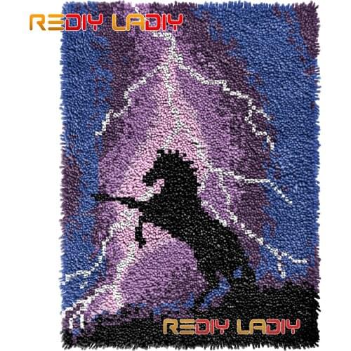 Latch Hook Rug Flash Horse DIY Carpet Rug Kits Chunky Yarn Needlework Knitted Lush Floor Mat Crochet Warm Cushion Arts & Crafts