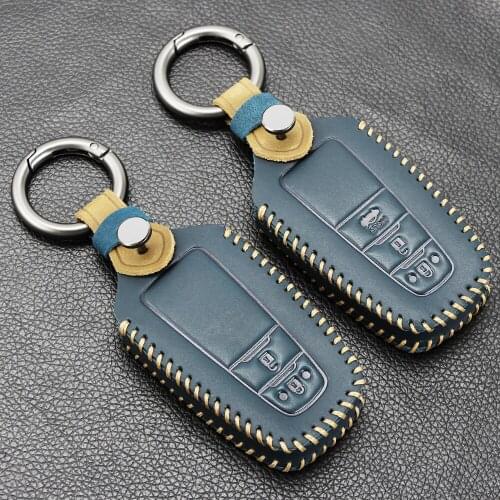 Fashion Leather Car Key Case For Toyota Camry CHR Prius Corolla RAV4 Prado Remote keyless CoverKeychain Auto Accessories