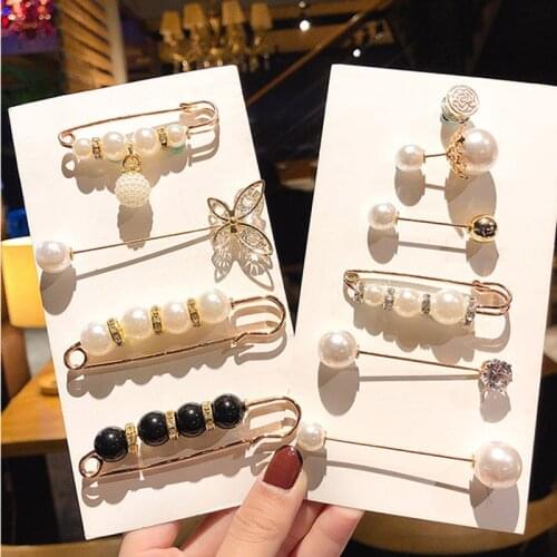 31 Styles Rhinestone Brooches Pin Women Pearl Lapel Pin Sweater Dress Buckle Pin Jewelry Brooch Pins Badge Buckle Accessories