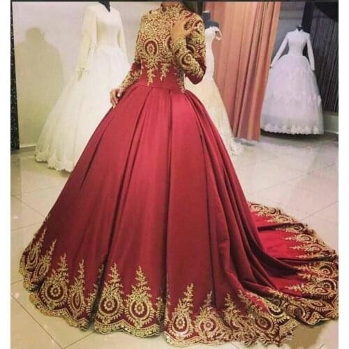 Elegant Mulsim Burgundy Wedding Dresses Long Sleeve High Neck gold Applique Plus Size Saudi Arabia Dubai African Bridal Gowns