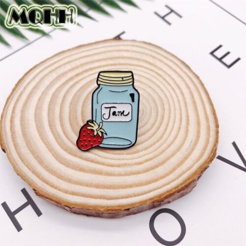 Creative Cartoon Fruit JAM Strawberry Bottle Enamel Alloy Brooch Badge T-shirt Bag Pin Cartoon Accessories Female Jewelry Gift