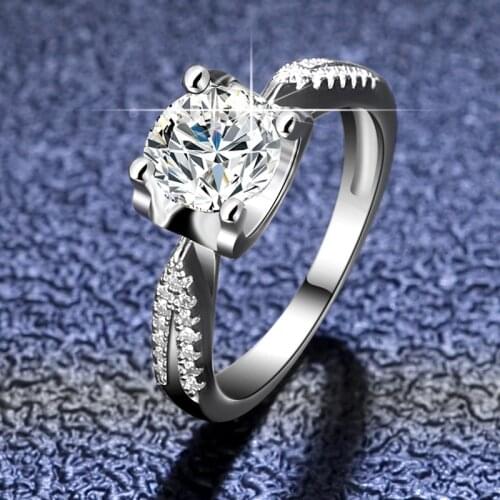 Woman Ring 925 Sterling Silver 1 Carat D Color Moissanite Stone Trendy Engagement Wedding Ring