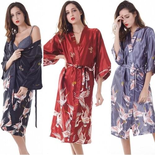 New High-End Ice Silk Ladies Nightgown Sexy Nightgown Temptation Simulation Silk Nightdress Bathrobe Home Robe