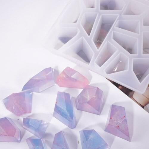 DIY Irregular Stone Mold Crystal Epoxy Decoration Decoration Table Decoration Mold Cutaway Jewelry Silicone Mold