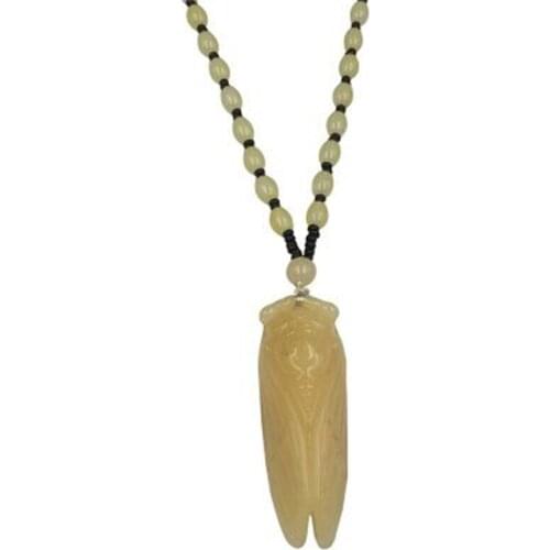 Wholesale Natural Chalcedony Cicada Pendant Necklace Drop Shipping Hand-carved Lucky Amulet Lovers Necklace For Men And Women
