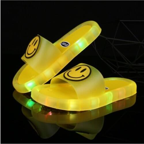 2021 Summer Girls Boys Luminous Slippers Children Soft PVC Shoes Toddler Kids Home Sandals Comfortable Baby Slides yellow shoes