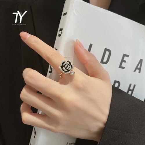 Sexy Mysterious Black Rose Shaped Metal Opening Rings For Woman Luxury Set Accessories For Korean Fashion Jewelry Party Girls