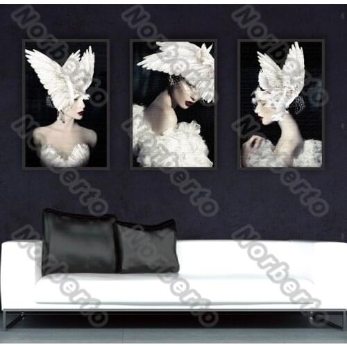 European Woman Canvas Painting Wall Art Woman Minimalist Back and White Poster for Living Room Bedroom Sofa Background Decoratio