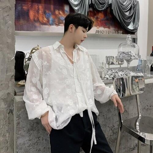 2021 spring summer Korean style Embroidery flowers shirts men casual loose Sun protection shirts for men,size M-XL