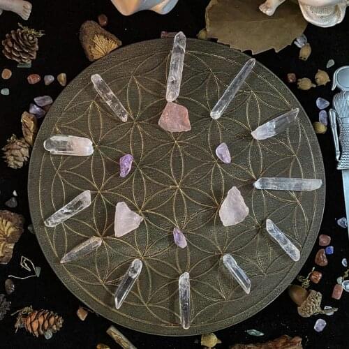 Flower of Life Crystal Energy Dowsing Pendulum Divination Props light and small Mysterious Decoration Flower of Life Pattern