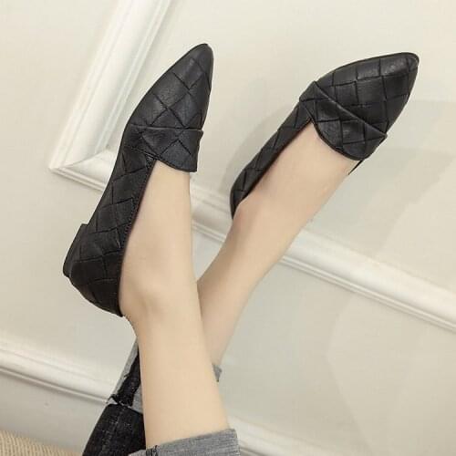 Casual Flat Shoes Woman New Summer Breathable Comfortable Soft-soled Shoes Pointed Toe Shallow Flat Women Shoes 226