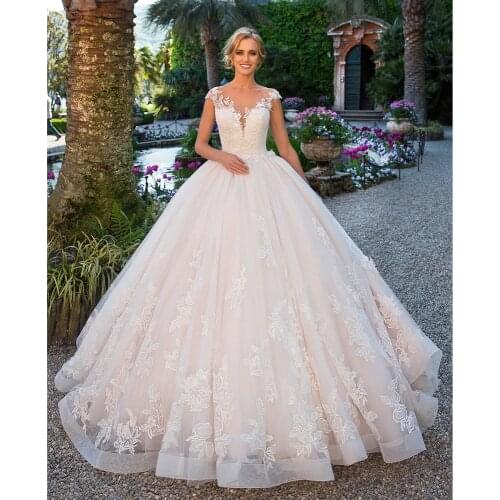 Ball Gown Wedding Dress 2021 V Neck Lace Appliques 3D Flower Bridal Plus Size Bride Gowns Buy China Direct Vestido De Noiva