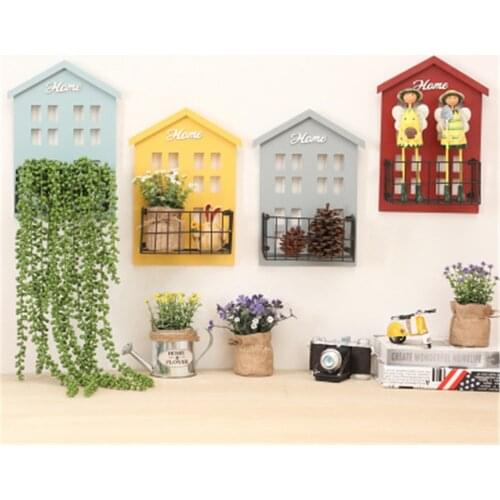 Creative Iron Shelf Wooden House Wall Storage Rack Decorative Bedroom Living Room Metal Shelves for Keys Phone Holder Home Decor