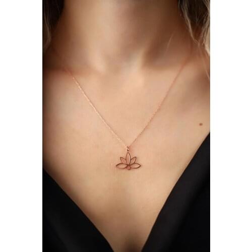 925 sterling Silver Women 'S Lotus flower Pattern Rose Plated Italian Necklace Elegant Design Welcome Quality Wink Attractive 2021 Trend Style fashion