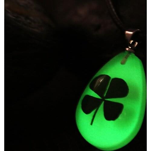 SUTEYI Charms Four Leaf Clover Glow Necklace Water Drop Shape Necklaces Rope Chain Girl Choker Lady Party Wedding Gift Jewelry