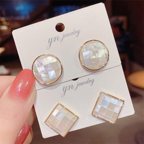 AOMU 2021 New Trendy Korean White Shell Geometric Round Square Stud Earrings for Female Fashion Simple Daily Jewlery Gifts
