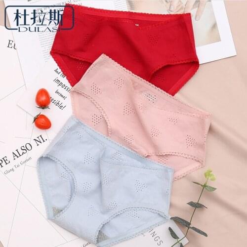 Cotton Women Panties Sexy Breathable Underpants Mid Waist Strawberry Hollow Out Briefs Soft Solid Color Underwear Comfortable N