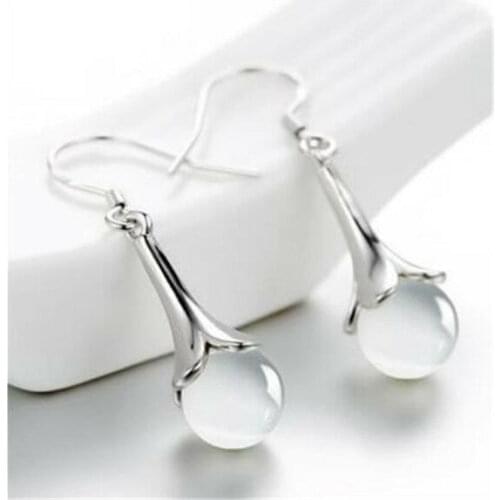 New Woman White Moonstone Trendy Jewelry Gift Party Ear Dangle Earrings Originality Classic Popular Simplicity fashion Eardrop