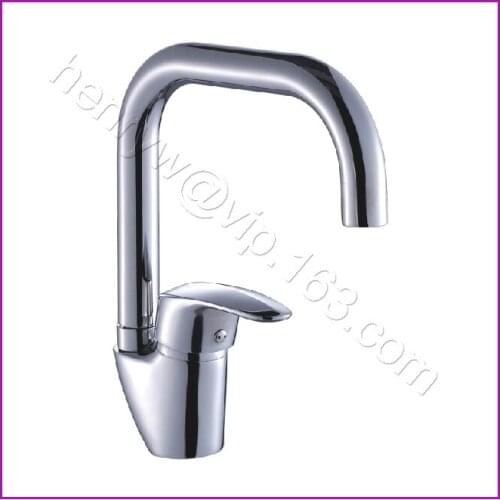 L16321 - Luxury Deck Mounted Chrome Finish Hot and Cold Water Brass Kitchen Mixer