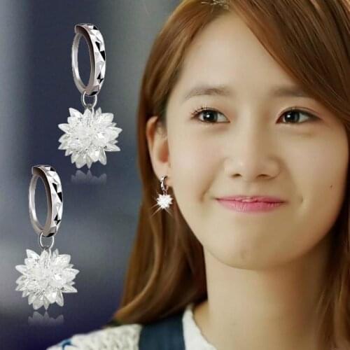 New Fashion Simple Womens Car Ice Flower Ear Buckle Korean Fashion Simple Snow Flower Ornament Ice Flower