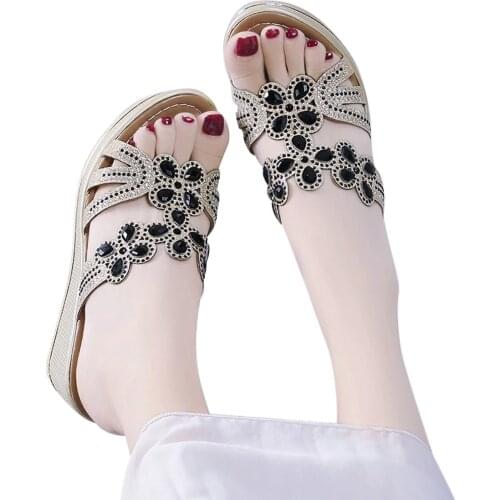 Designer Sandals Women 2021 Ladies Boho Slides Women Slippers Sandals Summer Crystal Shoes Peep Toe Flat Sandals Zapatos Mujer