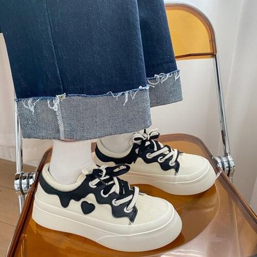 Sneakers Womens Sports Shoes Kawaii Lolita Platform Love Canvas Shoes 2021 Fashion Trend New Round Head Vulcanize Casual Flats