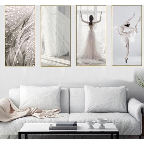 Modern Fashion Print Nordic Home Decor Nordic Canvas Painting Figure Lady Picture for Living Room Bedroom Wall Art Decor Poster