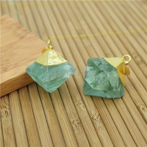P15052220 Green Crystal Fluorite Point Pendant Gold Color Electroplated Pendant