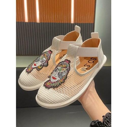 Hollow And Breathable Baotou Ladies Sandals Summer New Fashion All-Match Comfortable Flat Casual Sandals