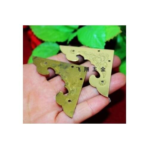 Brass Bat Corner Gift Box with Corner-wrapped Edge and Corner-protected Decorative Corner Code Box with Four Corners 50MM
