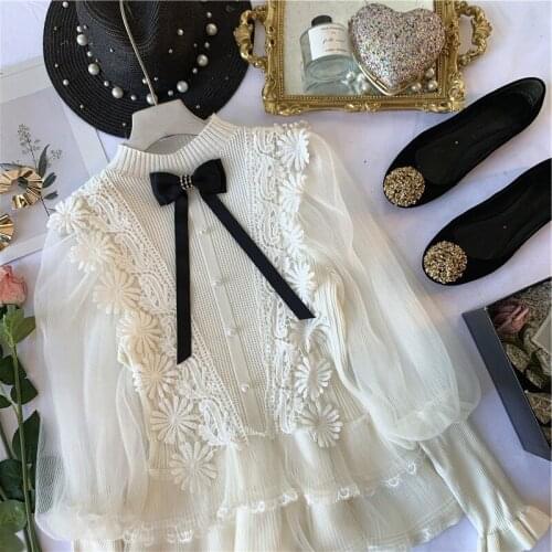 Runway Fashion Knitted High Quality Lace Flower Embroidery Lantern Sleeve Knitting White Black Autumn Blouse