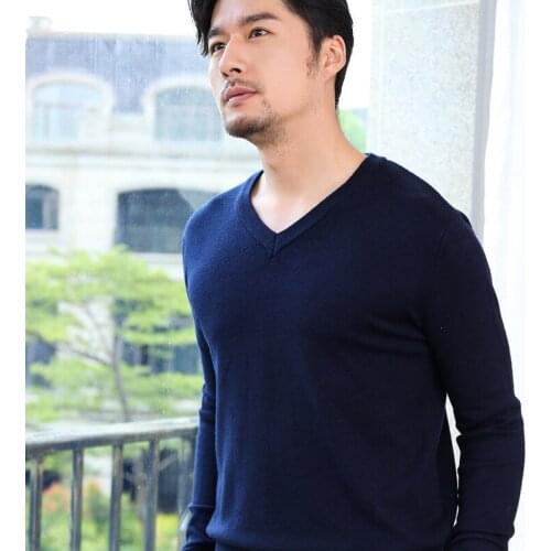 Manufacturers Supply Autumn Mens Pullover V-neck Sweater Solid Color Sweater Large Size Spot