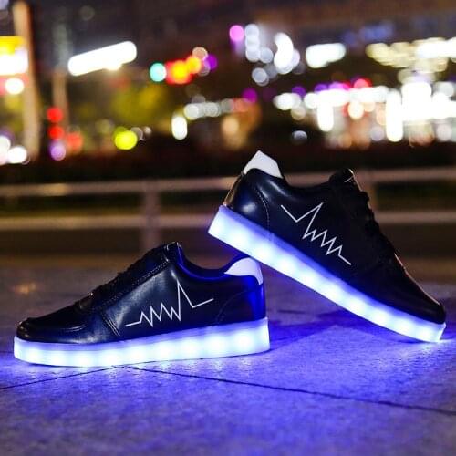 Women men Sneakers Adult LED Shoes with Lighted up Sole Luminous Shoes Black Dance in Nightclub Stage Performance