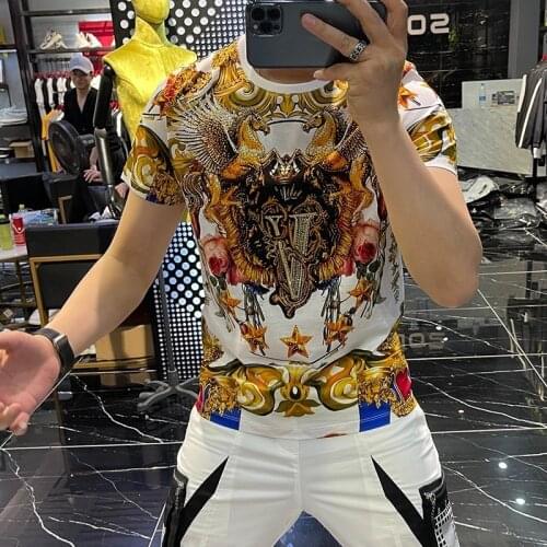 Summer New Retro Bran High-End Design Royal Flowers 3D Hot Drilling Digital Carriage Printing Baroque Men Women T-Shirt