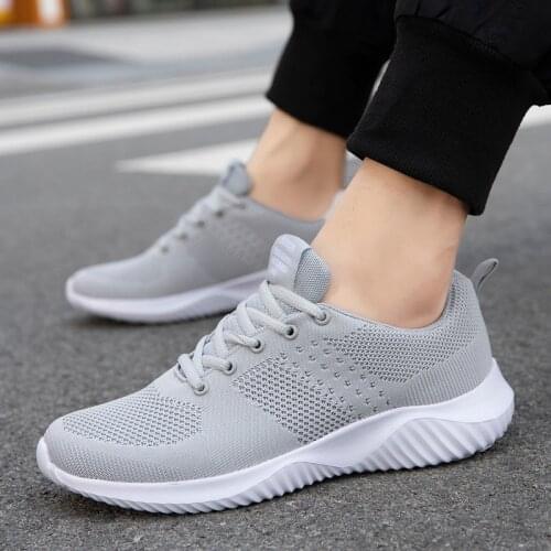 Men casual sneakers Fashion Men Casual Shoes mesh Breathable Driving Shoes Male Soft Comfortable Mens Flats Non-slip shoes man