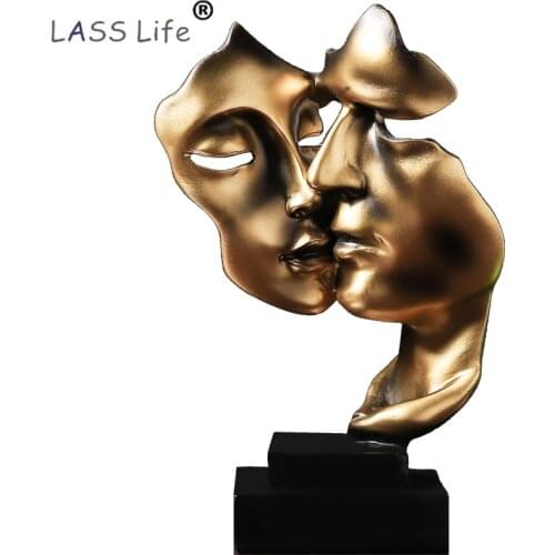 Abstract Face Kiss Mask Sculpture Handmade Resin Honeymoon Couple Statue Figure Face Ornament Decor Lovers Gift Craft Furnishing