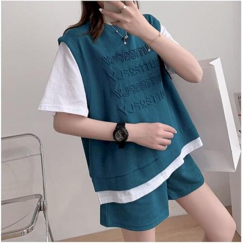 2021 Summer New Womens Suits Sports Casual Suits Loose Fake Two T-shirt Sports Short Pants Two Piece Sets Simple Fashion Sets