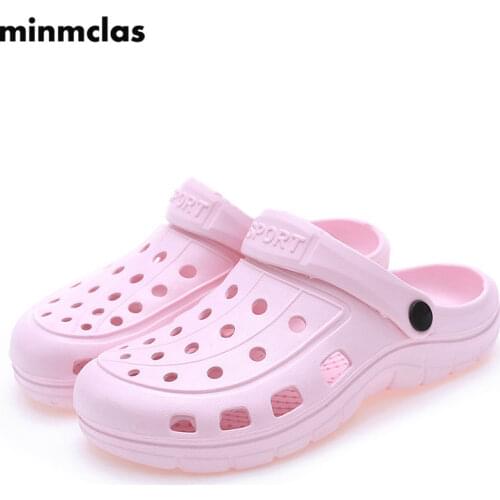 Minmclas 2022 Slip On Casual Garden Clogs Waterproof Shoes Women Classic Nursing Clogs Hospital Women Work Medical Sandals