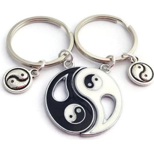 Exquisite pairing China yin yang couple keychain creative car keychain men and women key ring Enamel Black White Couple Charm
